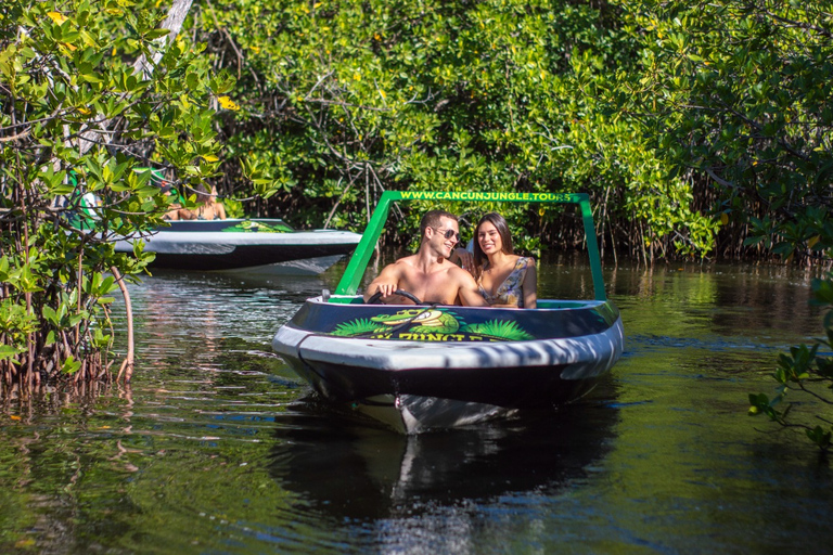 Cancún: Recorrido autoguiado en lancha rápida por la Laguna NichuptéCancún: tour autoguiado en lancha rápida por la laguna Nichupté