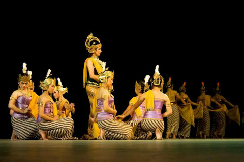 Yogyakarta: Prambanan Sunset & Ramayana Ballet with Dinner