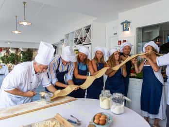 Praiano: Aula de culinária com jantar com vista para o mar
