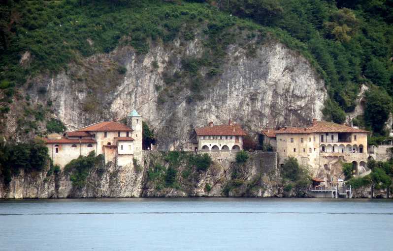 Stresa: Private Cruise to Santa Caterina del Sasso