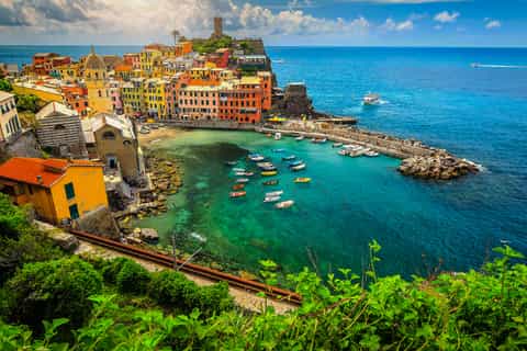 From Florence: Cinque Terre Private Tour