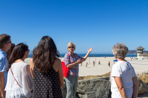 San Diego: Coronado Highlights Small Group Walking TourSan Diego: wycieczka piesza po zatoce Coronado i plaży w małej grupie
