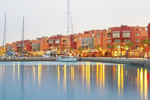 Bahía de Makadi: Tour guiado de la ciudad y Aventura en ParasailingTour de la ciudad de Hurghada y Aventura en Parasailing