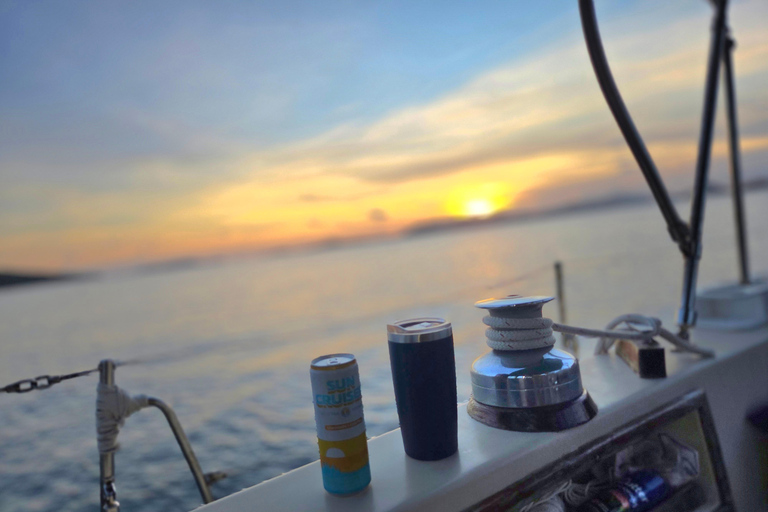 St Thomas: Jeep Tour & Sailing Snorkel Cruise Combo St Thomas: Jeep Tour & Sailing Snorkel Cruise Combo