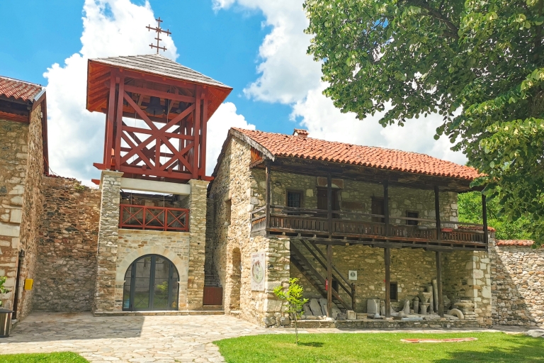 Belgrad: całodniowa wycieczka do klasztoru Studenica i klasztoru ZicaZ Belgradu: jednodniowa wycieczka do klasztorów Studenica i Zica