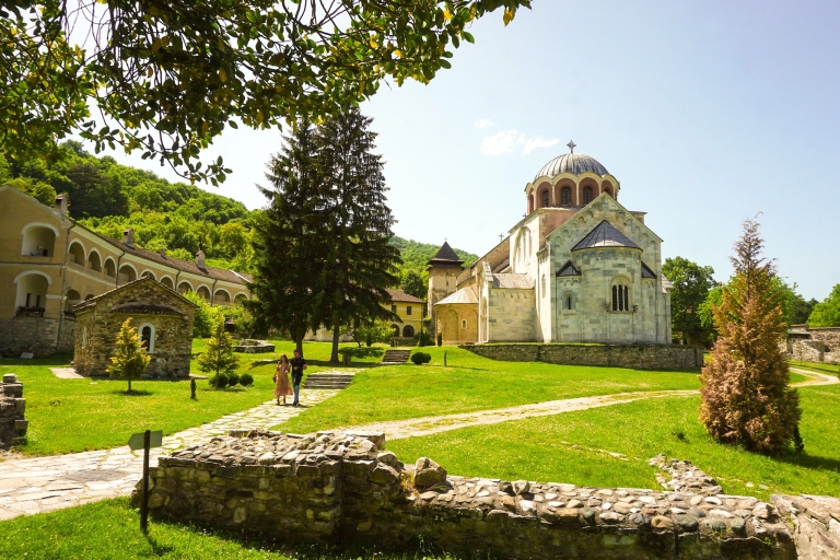 Belgrad: całodniowa wycieczka do klasztoru Studenica i klasztoru ZicaZ Belgradu: jednodniowa wycieczka do klasztorów Studenica i Zica