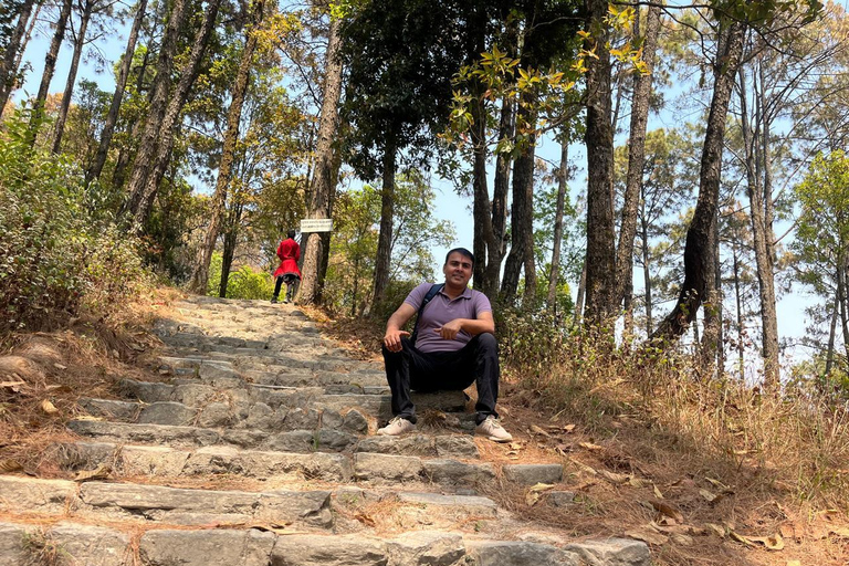 Kathmandu: escursione guidata di un giorno da Gurjuvanjyang a BhubaneshworiKathmandu: Escursione guidata di un giorno da Gurjuvanjyang a Bhubaneshwori