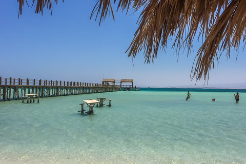 Hurghada: Lyxig kryssningstur till Orange Bay med lunchFrån Hurghada