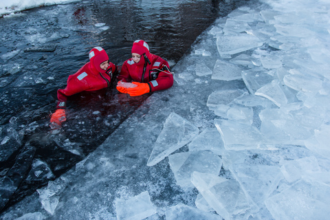 Levi : Aventure flottante sur la glace arctique