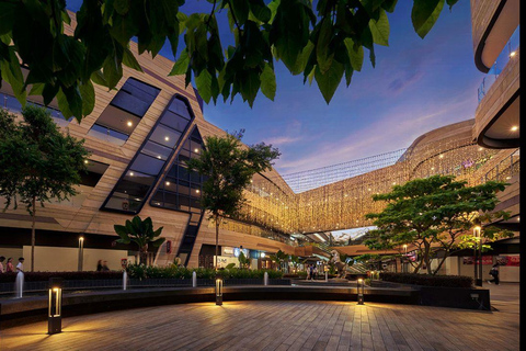 Kajang: Sak Dato Temple, EcoHill Park & Pineapple Farm Tour