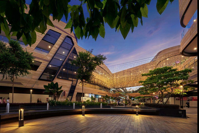 Kajang: Sak Dato Temple, EcoHill Park & Pineapple Farm Tour