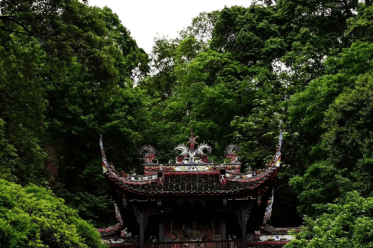 Sichuan: Mount Qingcheng Ticket, PDF & Concierge