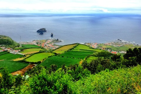 Halvdags 4X4-tur Sete Cidades. Utanför allfarvägarna.Ponta Delgada: Halvdags jeeptur till Sete Cidades