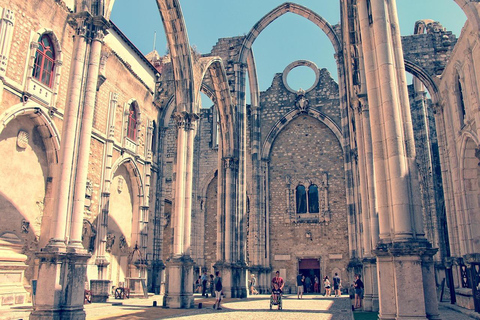Visit of Lisbon in French. Small group (10 max)! Follow me! Visite Goupe privée de Lisbonne!