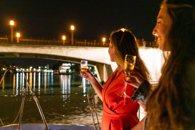 Séville : Guadalquivir en yacht, repas et boissons en optionCroisière de 1 h + boisson de bienvenue