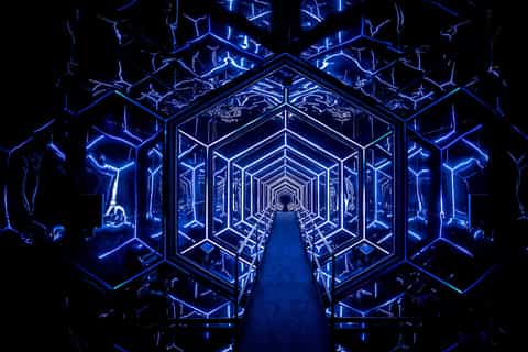 Amsterdam: AMAZE Immersive Experience Entry Ticket