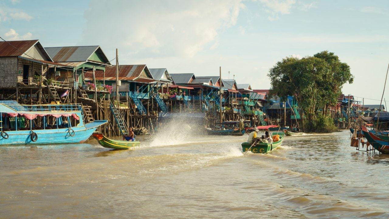 Von Siem Reap aus: Kampong Phluk Floating Village Tour mit dem Boot