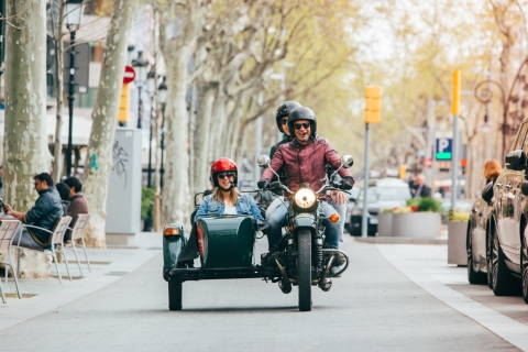 Barcelona: Halbtagestour auf einem Motorrad mit BeiwagenErweiterte 4-stündige Beiwagentour