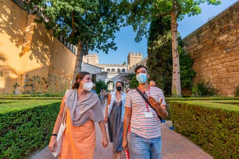 Seville: Alcazar & Cathedral Guided Tour with Giralda Entry