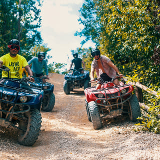 Z Tulum: ATV Ride z Monkey Sanctuary i Cenote Trip