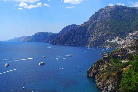 Capri Private tour helicopter flightPrivate tour helicopter flight to Capri