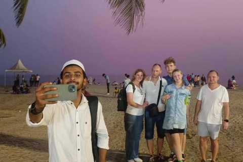 Bombaj: Najlepsza prywatna wycieczka po nocnym życiu z lokalnym przewodnikiem