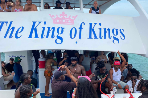 King of Kings Punta Cana – VIP Party Boat with DJ, Open Bar