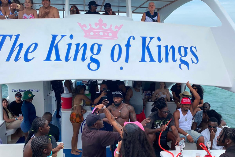 King of Kings Punta Cana – VIP Party Boat with DJ, Open Bar