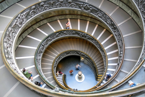 Vatican Museums, Sistine Chapel, Raphael Rooms: Guided Tour Guided tour in French