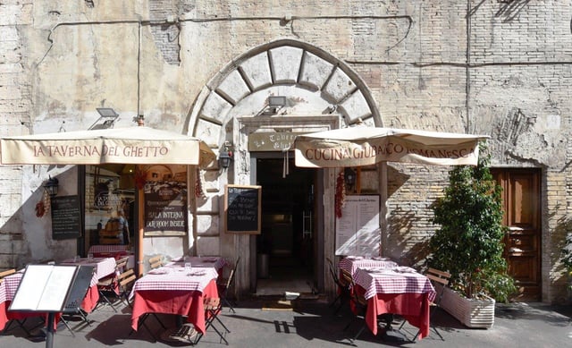 Rome: Lunch or Dinner with typical Roman Dishes