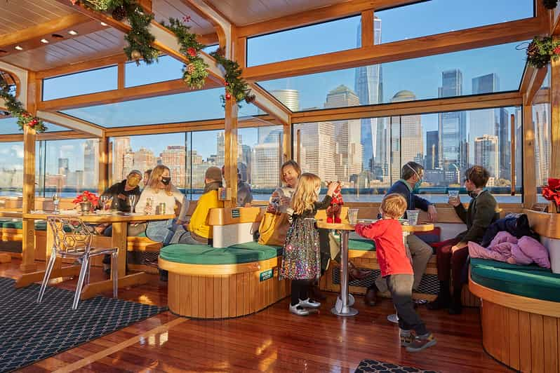 manhattan holiday yacht cruise with jazz cocoa & carols