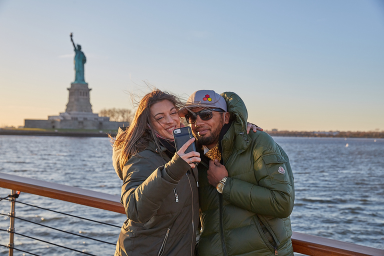 New York : croisière jazz, chocolat et chants de NoëlDépart en soirée non remboursable