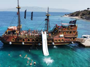 From Kos: 3-Island Pirate Cruise with Lunch and Waterslide
