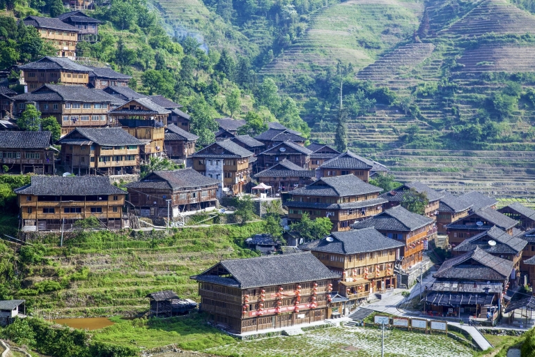 Guilin : Visite privée des rizières en terrasses de Longji et du village des cheveux longsCircuit à forfait comprenant les droits d'entrée et le déjeuner
