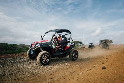 Desde Noord: tour todoterreno de UTV y nado en la playa de Arashi