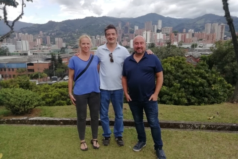Medellín: Pablo Escobar-ervaring van 3 uurMedellín: privérondleiding Pablo Escobar Godfather van 3 uur