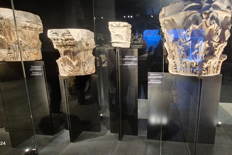 Small Group Guided Tour Colosseum Roman Forum, Palatine Hill Standard Tickets