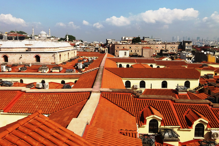 Estambul: recorrido privado a pie por los tejados del Gran Bazar