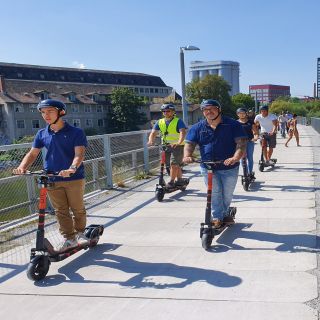 Zürich: 2 Stunden E-Scooter-Tour