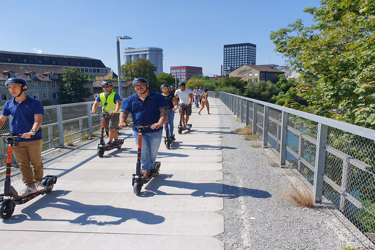 Zurich : visite de 2 h en trottinette électrique BikeboardZurich: visite guidée de 2 heures de la ville en scooter électrique