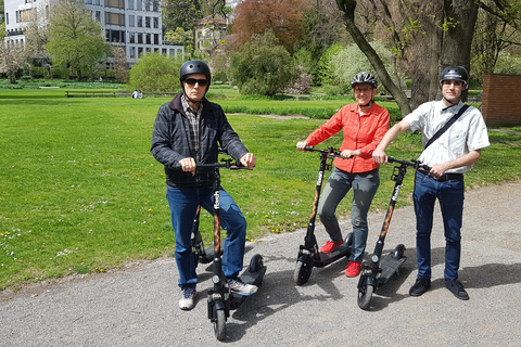 Zurich : visite de 2 h en trottinette électrique BikeboardZurich: visite guidée de 2 heures de la ville en scooter électrique