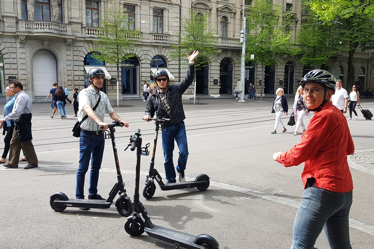 Zurich : visite de 2 h en trottinette électrique BikeboardZurich: visite guidée de 2 heures de la ville en scooter électrique