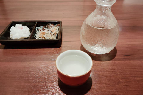 Iwakuni: Food and Drink Tour with Local Guide