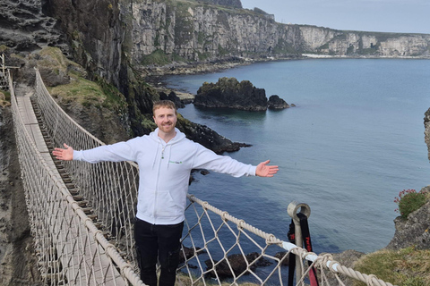Giants Causeway: Ultimate Private Guided Tour of Causeway Giants Causeway: Private Tour with Optional Dog Companion