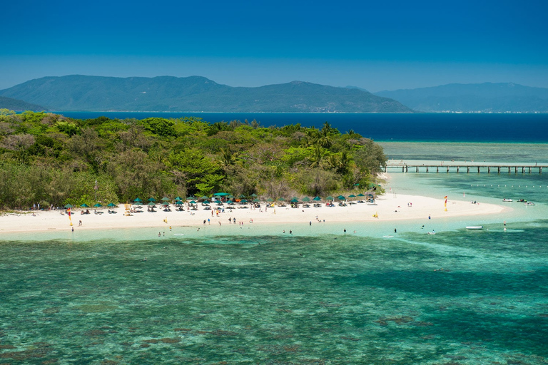 From Cairns: Green Island Half-Day Morning Cruise Standard option w/ snorkeling gear or glass bottom boat tour