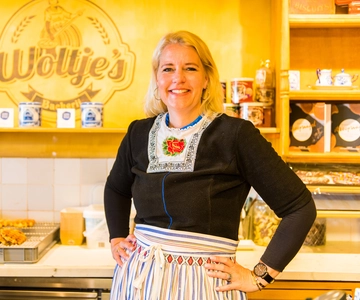 Volendam: Stroopwafel Experience with Tasting