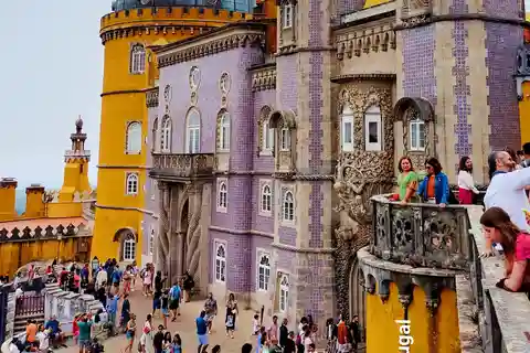 Från Lissabon: Sintra, Pena-palatset, Regaleira, guidad dagstur