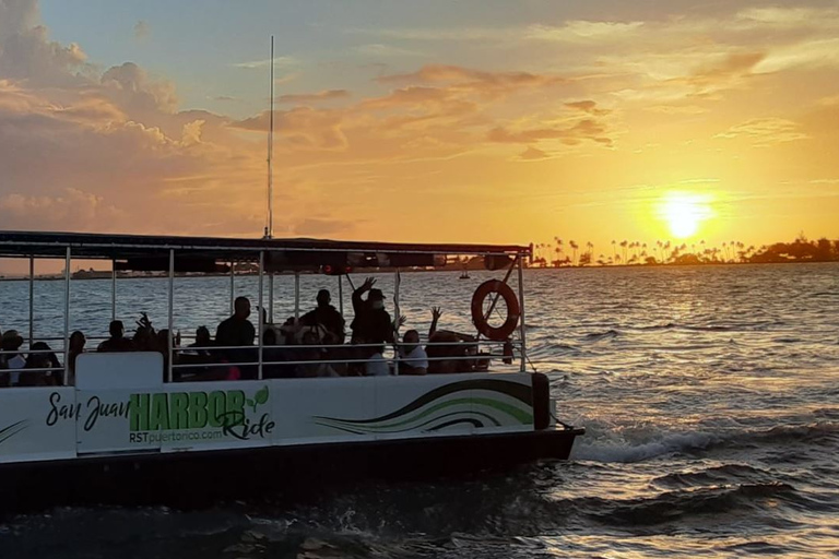 Old San Juan: cruise bij zonsondergang met drankjes en hotelovername