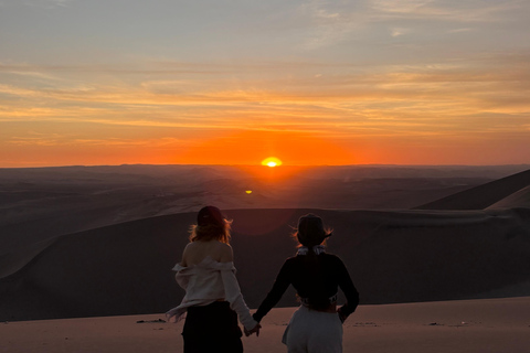 Huacachina: Private Paragliding and Sandboarding Combo in the Desert