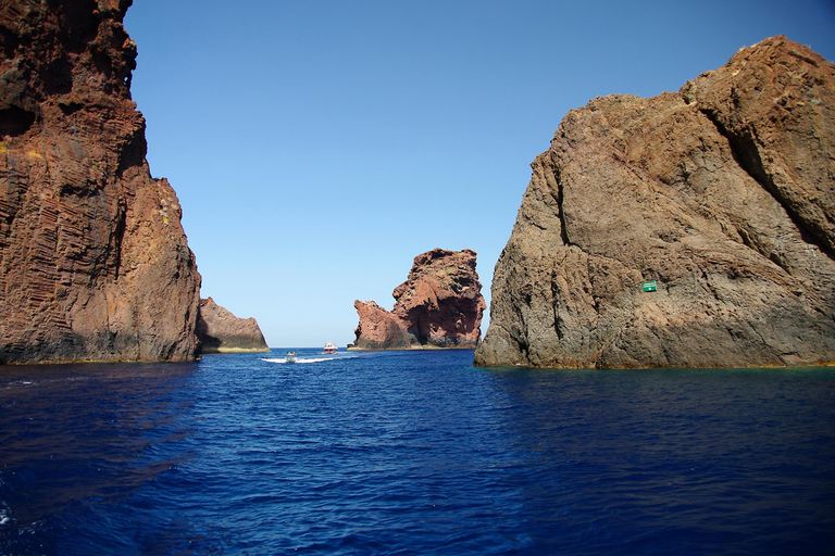 Ajaccio: Guided Scandola Nature Reserve Boat TourFrom Porticcio Beach (Offshore Boat)